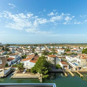 https://garbi-apartment-5-5.catalonia-hotels.com